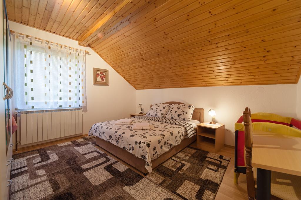 Apartment Luketic Slunj Εξωτερικό φωτογραφία